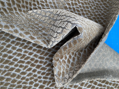 26 Berkbox101 Square Silky by Scalamandre Iguana Peltro Brown Small Scale Silk Cotton Jacquard Velvet MSRP USD300+/y