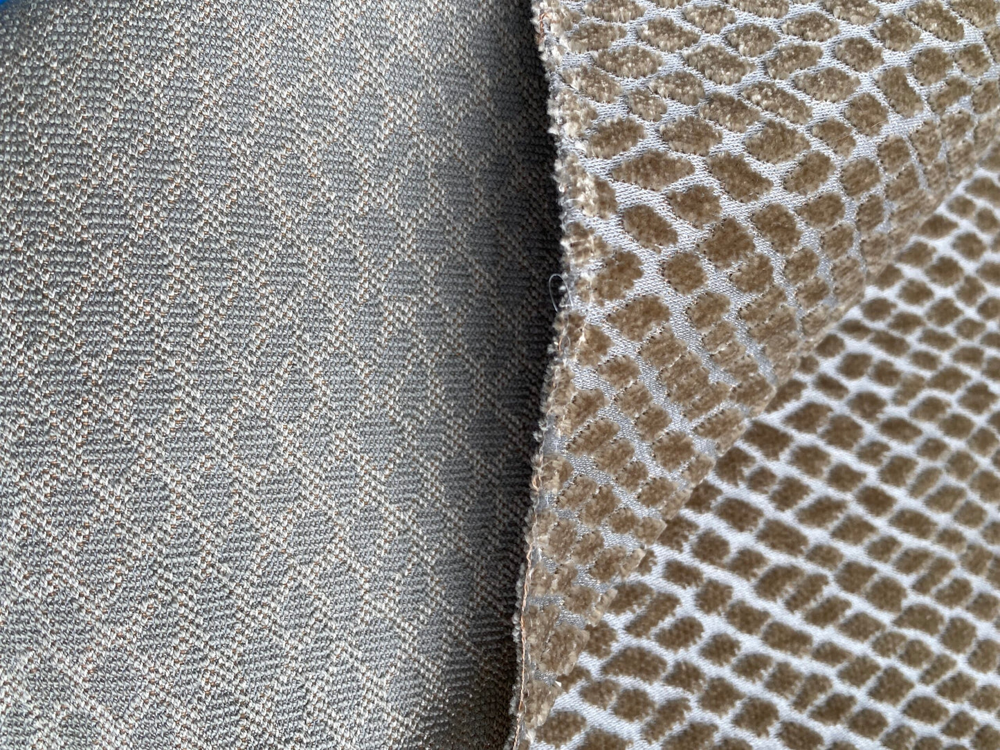 26 Berkbox101 Square Silky by Scalamandre Iguana Peltro Brown Small Scale Silk Cotton Jacquard Velvet MSRP USD300+/y