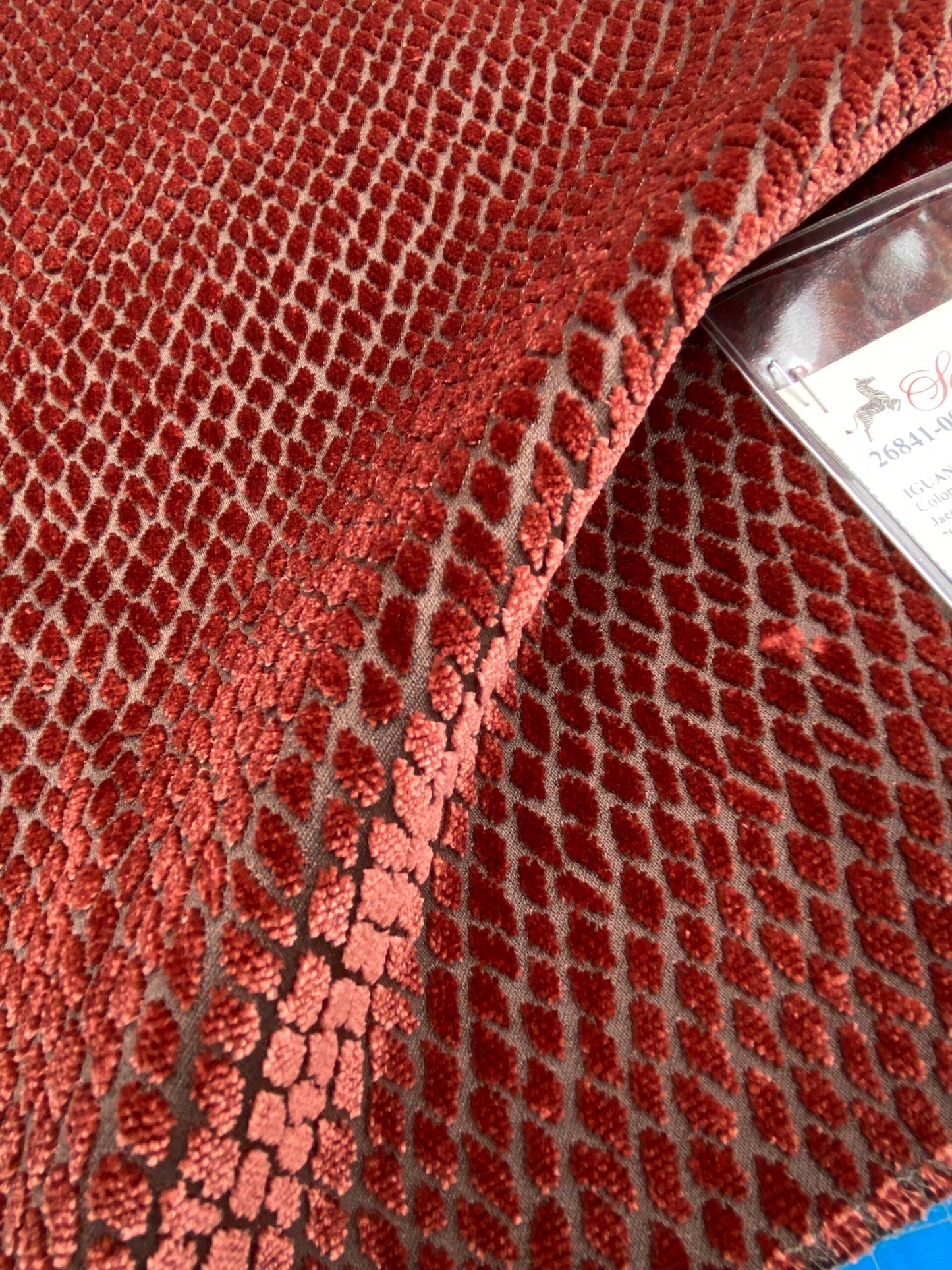 29 Berkbox101 Square Silky by Scalamandre Iguana Granata Red Small Scale Silk Cotton Jacquard Velvet MSRP USD300+/y