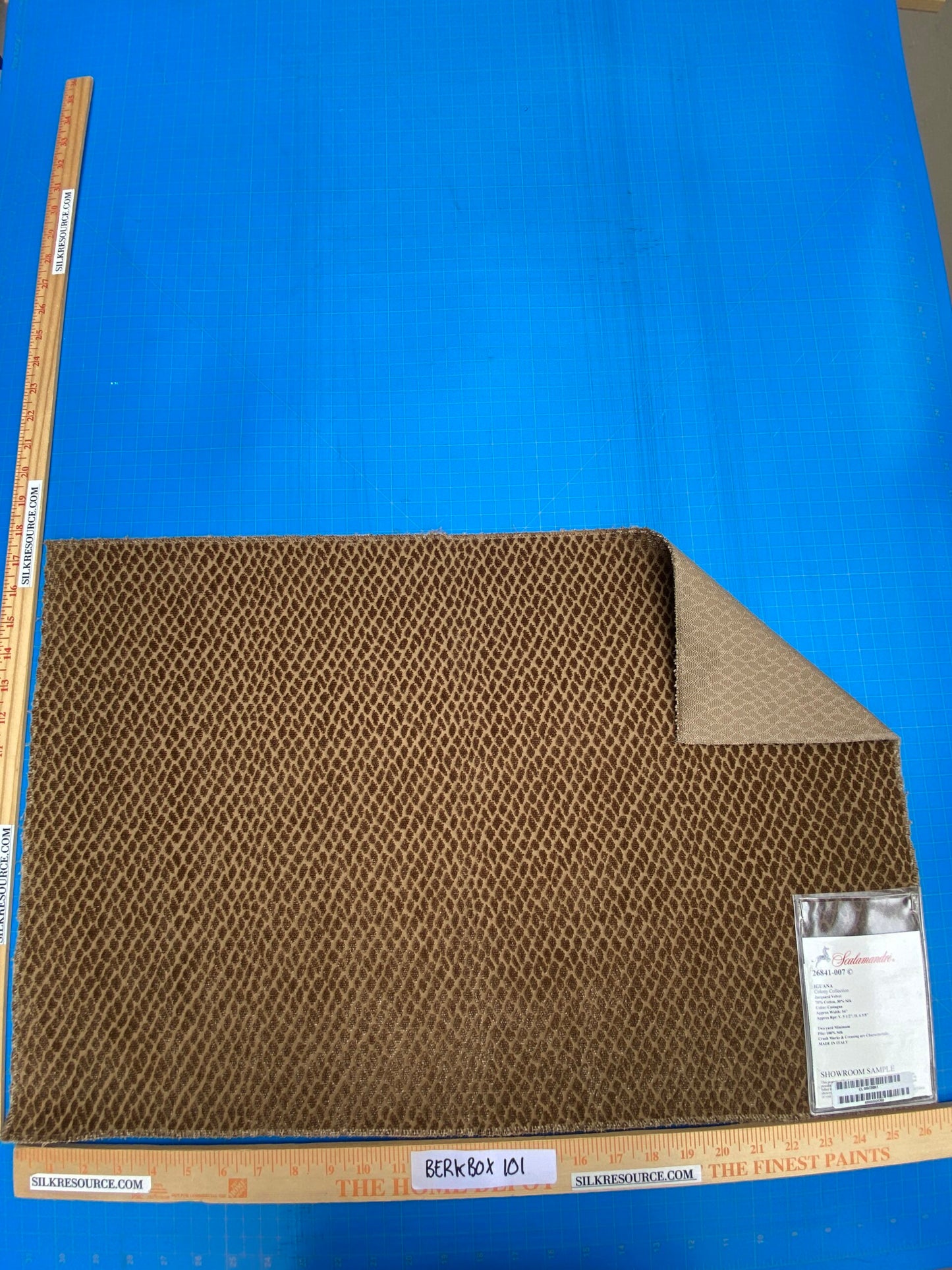 30 Berkbox101 Square Silky by Scalamandre Iguana Castagna Brown Small Scale Silk Cotton Jacquard Velvet MSRP USD300+/y