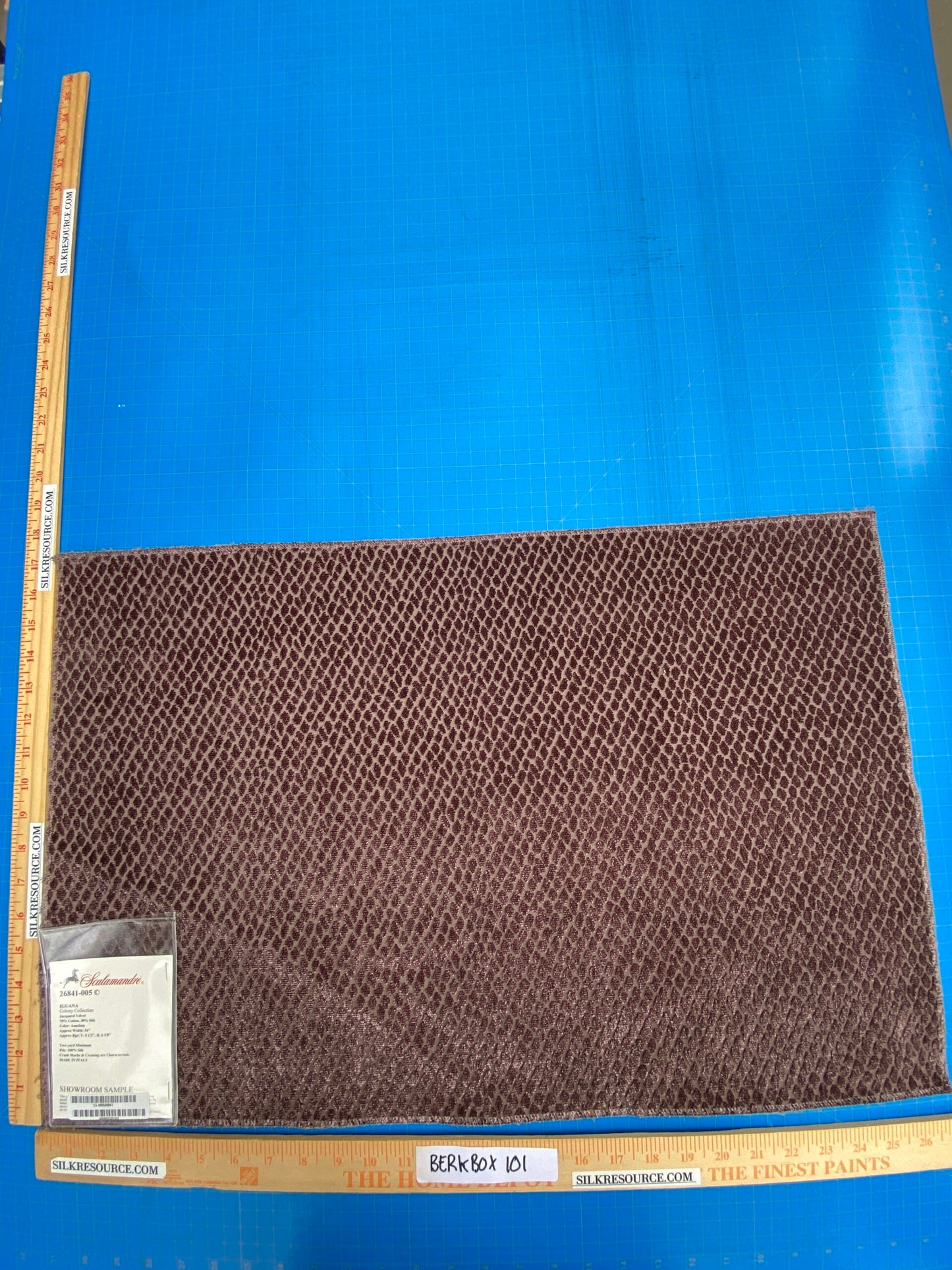 32 Berkbox101 Square Silky by Scalamandre Iguana Ametista Purple Small Scale Silk Cotton Jacquard Velvet MSRP USD300+/y