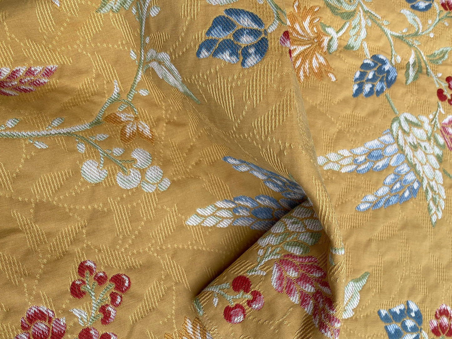 36 Berkbox101 Square Jacquard by Scalamandre Artemisia Oro Yellow Fruits Floral Botanical Foliage MSRP USD300+/y