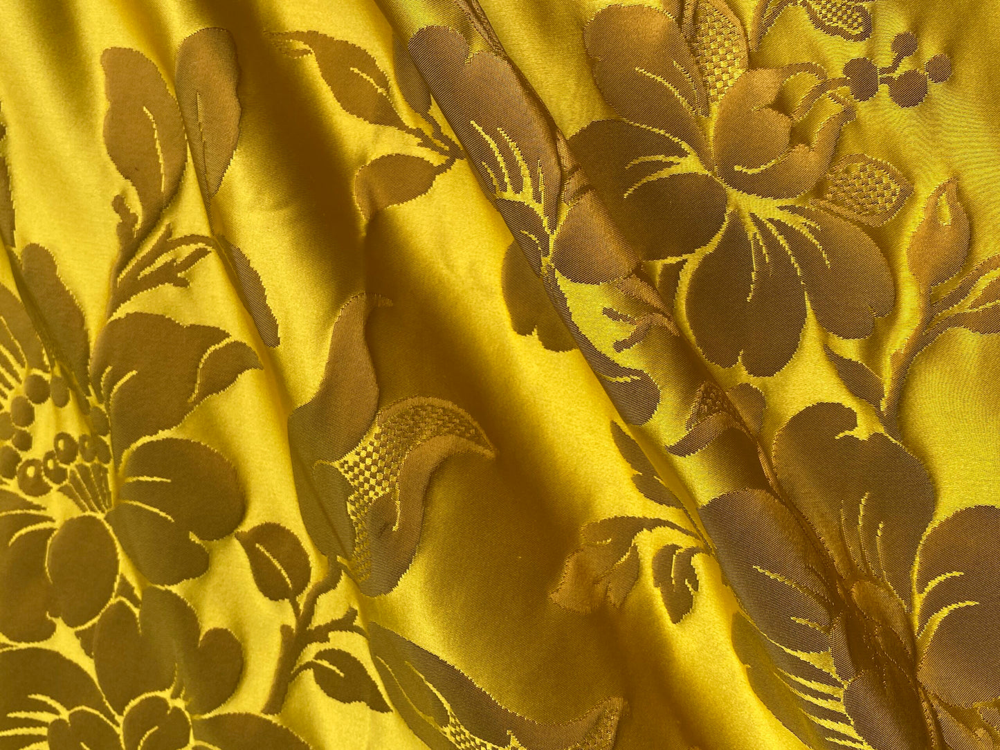 45 Berkbox101 Square Silk by Tassinari and Chatel Argenson Or Yellow Gold Damask Floral Historic MSRP USD 300+/y