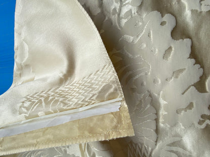 57 Berkbox101 Square Silky by Tassinari and Chatel Les Chinois Creme White Cream Chinoiserie Historic MSRP USD 700+/y