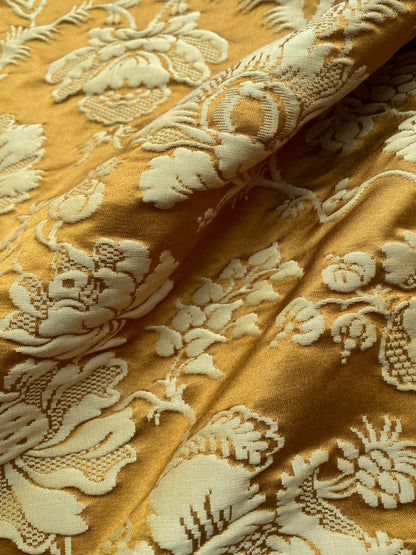 60 Berkbox101 Square Silky by Tassinari and Chatel Meillant Ecaille Brown Damask Historic Reversible MSRP USD 690/y