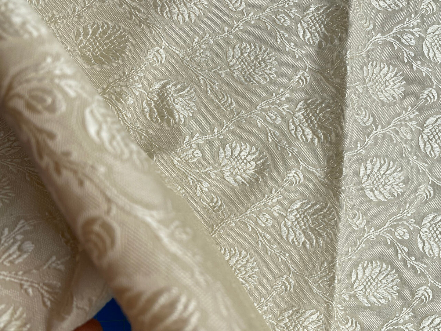 64 Berkbox101 Square Silky by Tassinari and Chatel Pommes De Pin Creme White Cream Botanical Foliage Historic MSRP USD976/y