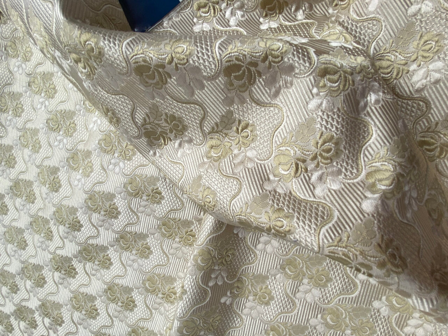 68 Berkbox101 Square Silk by Tassinari and Chatel Carmontel Beige Small Scale Floral Historic MSRP USD704/y