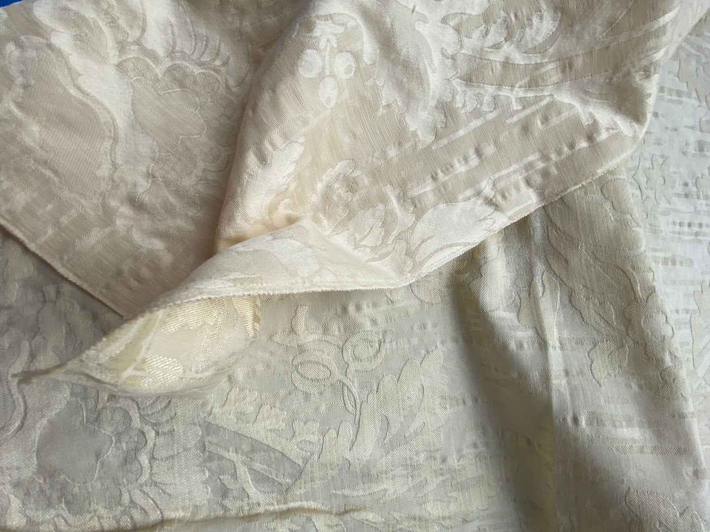 73 Berkbox101 Square Jacquard by Scalamandre Villa Ada Avorio Cream White Damask MSRP USD 300+/y