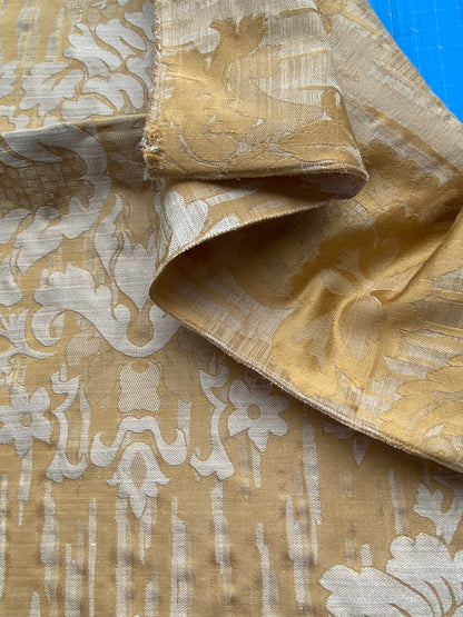77 Berkbox101 Square Jacquard by Scalamandre Villa Ada Oro Yellow Beige Damask MSRP USD 300+/y