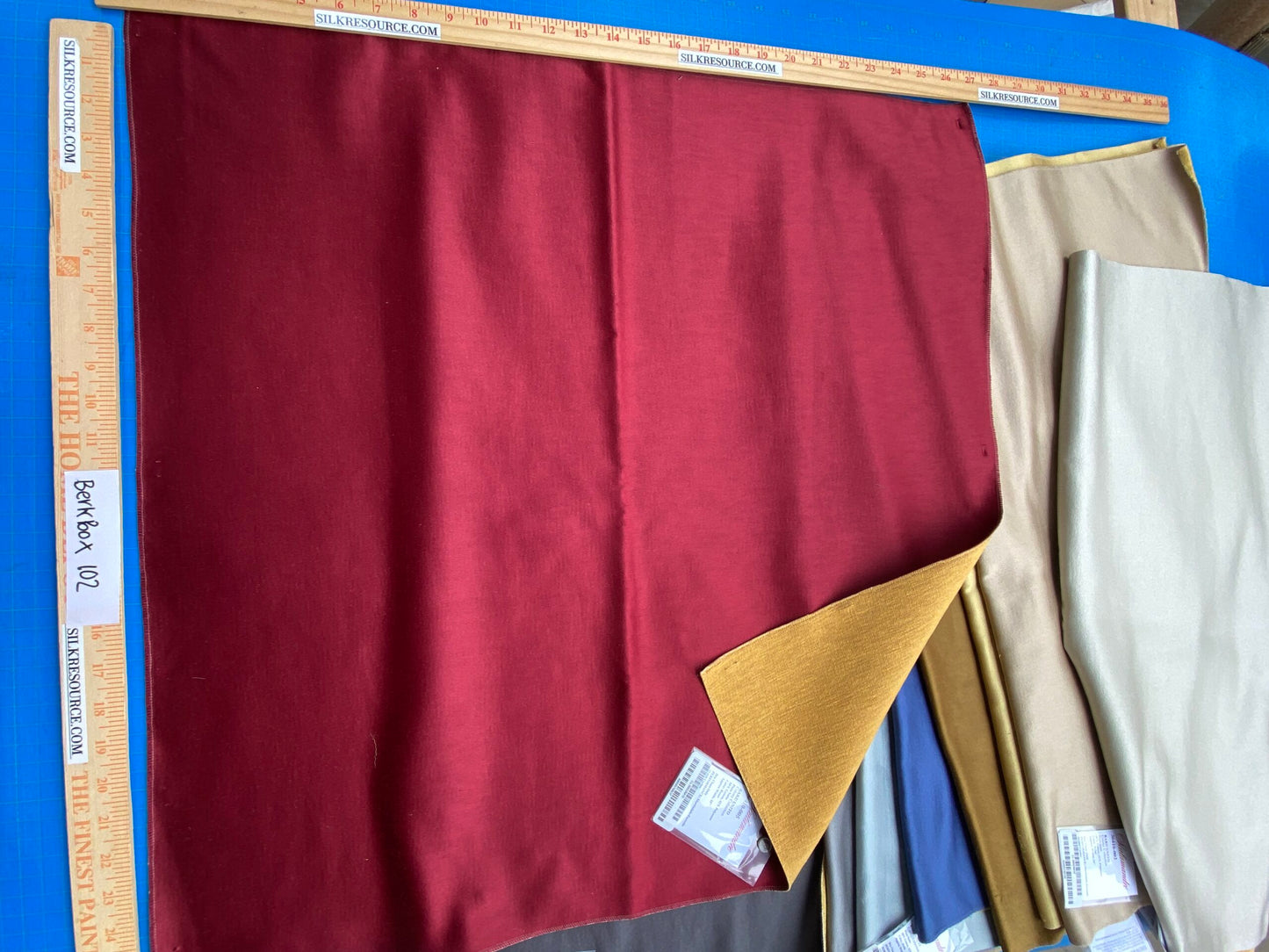 22 Berkbox102 Square Plains Texture by Scalamandre Raku Unito Colony Plain Satin Solid 26"x26" 9 Pieces in Different Colorways  MSRP USD 300+/y