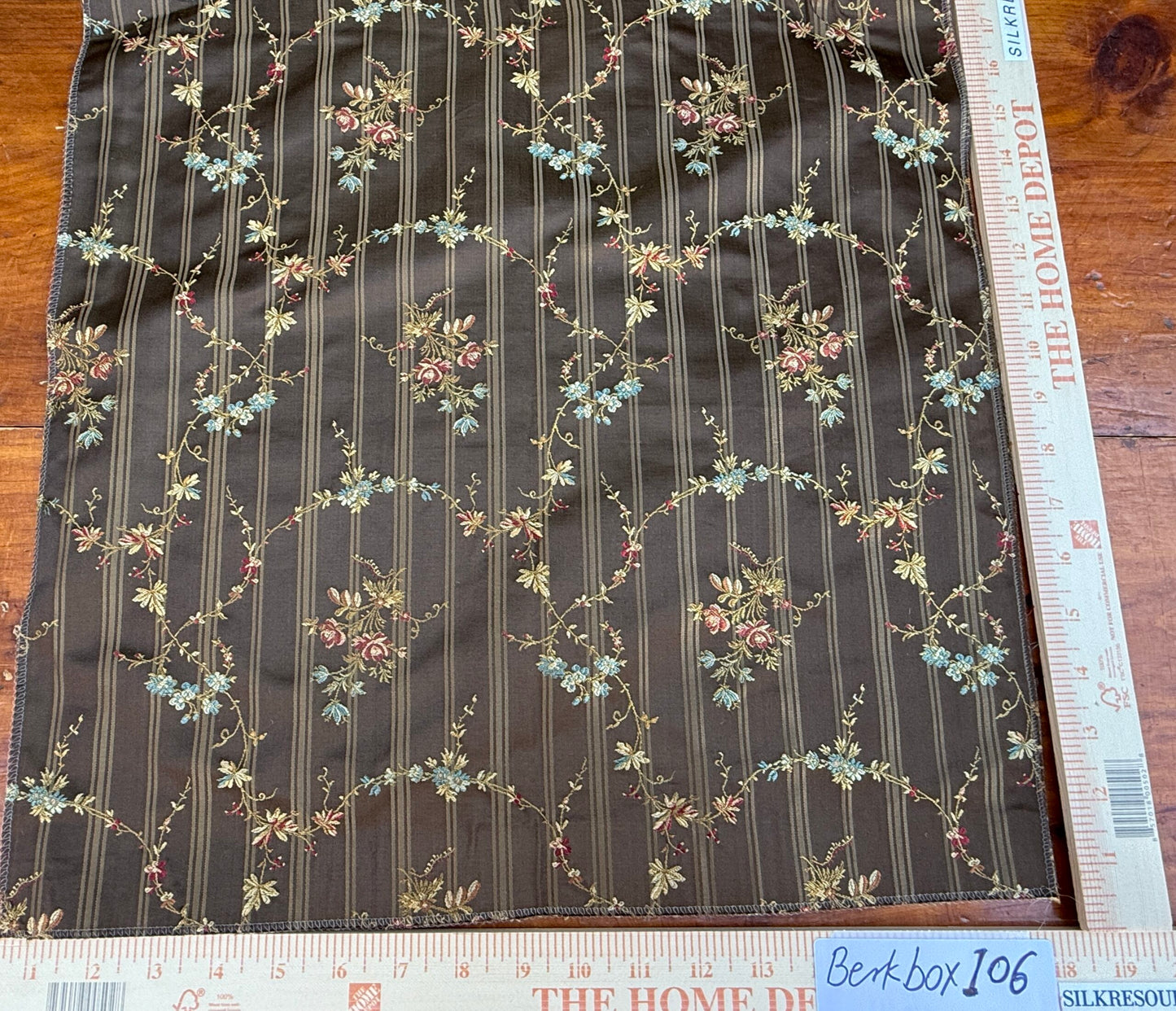 14 Berkbox106 18" x 18" Square Scalamandre Eveline Truffle Classic French Rococo Silk Lampas Eveline in Truffle Brown Gold Blue Red MSRP USD320/y