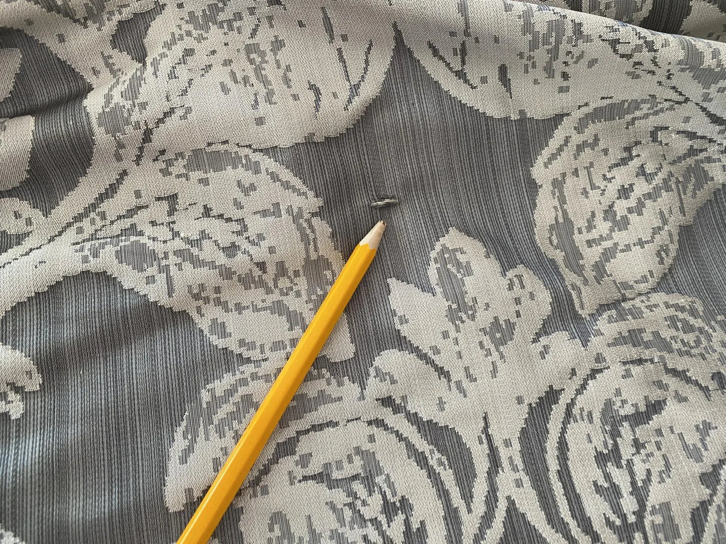 Stroheim &amp; Romann Luxurious 100% Silk Renaissance Medallion Fleur De Lis Damask Silver White Pewter MSRP USD300+/Y