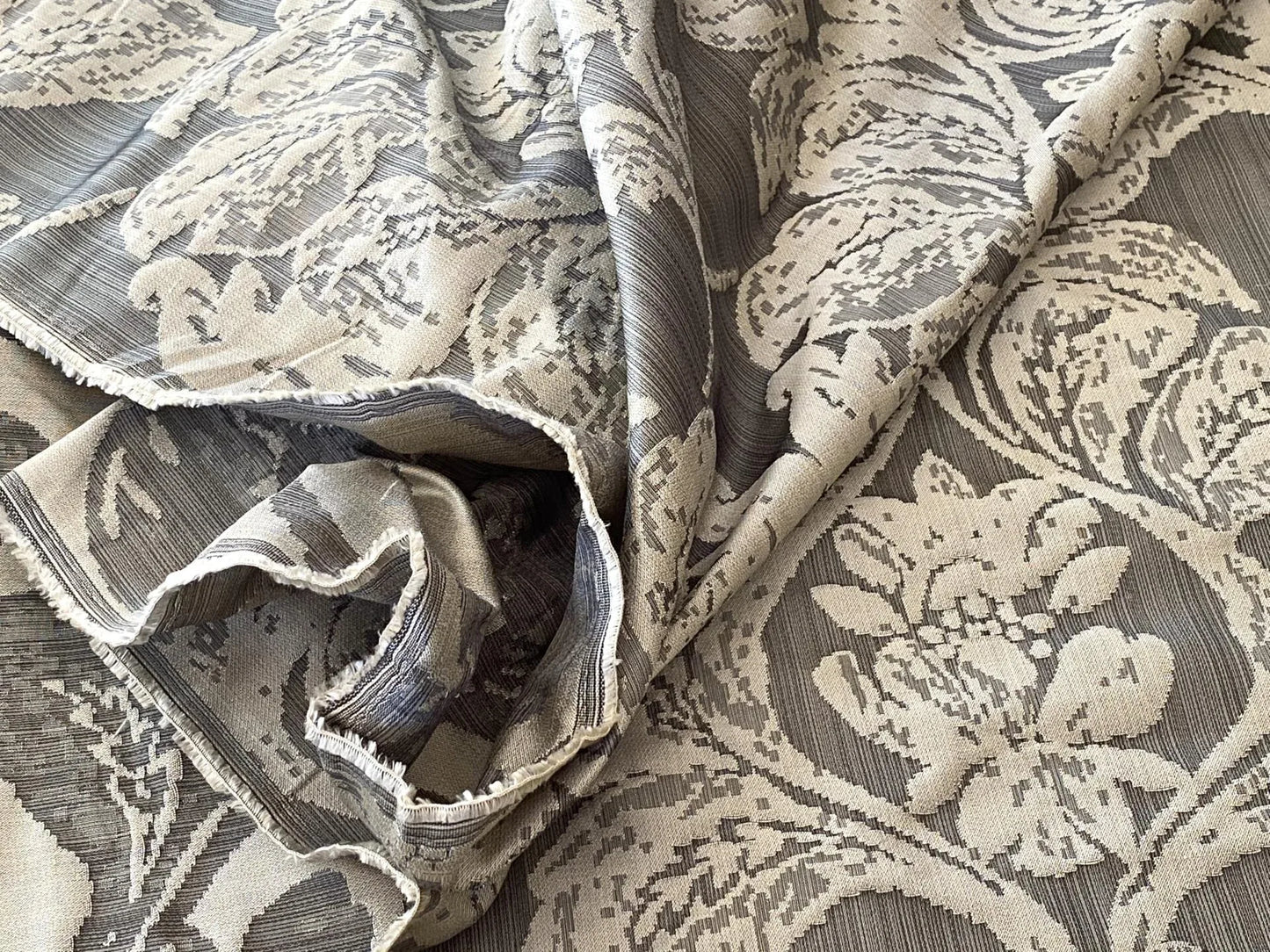 Stroheim &amp; Romann 100% Silk Renaissance Medallion Fleur De Lis Damask Silver White Pewter