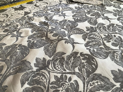 Stroheim &amp; Romann Luxurious 100% Silk Renaissance Medallion Fleur De Lis Damask Silver White Pewter MSRP USD300+/Y