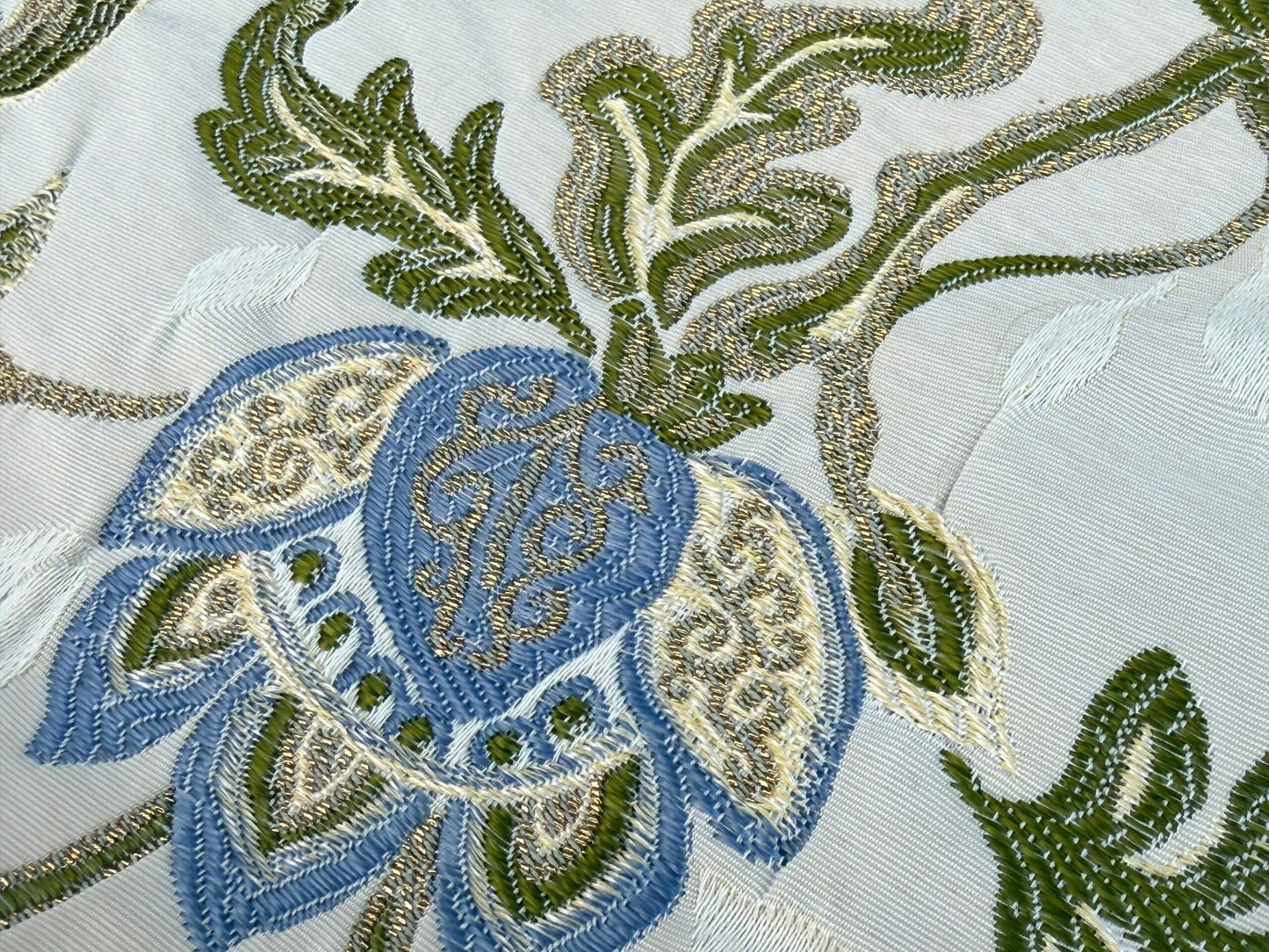 16 Berkbox106 Square Scalamandre Adamella II Custom Ecru/blue Classic Garland Lampas Blue Cream White Gold Metal! MSRP USD 600+/Y