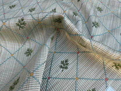 20 Berkbox106 18" x 18" Square Scalamandre ASHLAND AQUA light blue beige Diamond Botanical