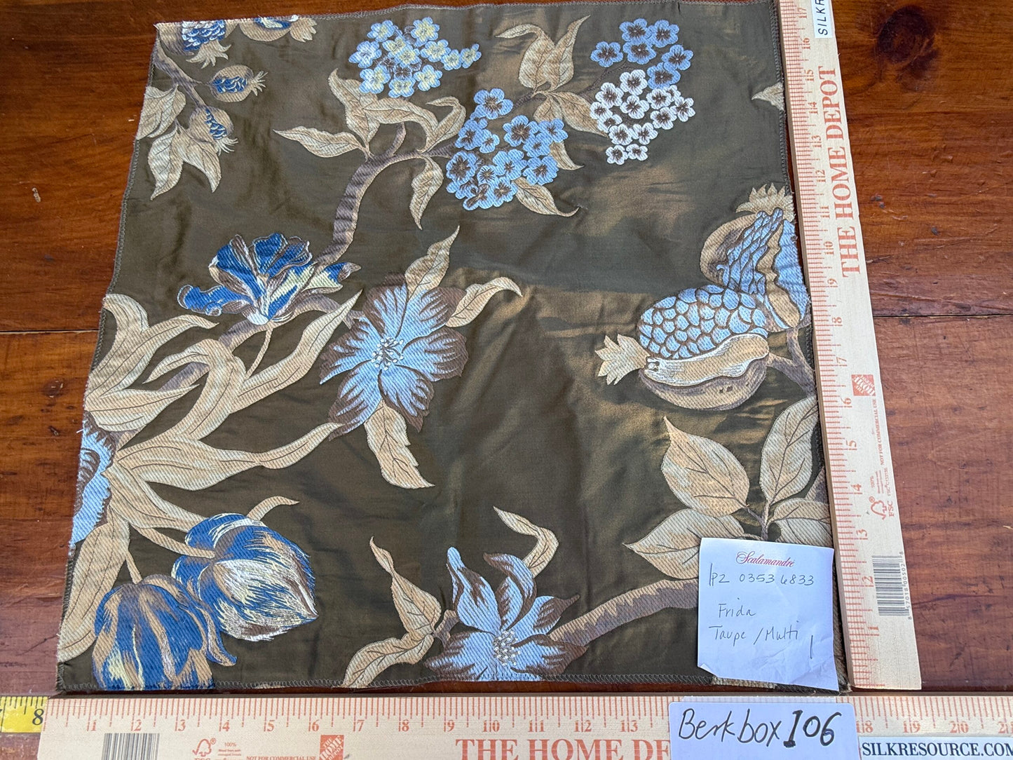 24 Berkbox106 17" x 18" Square Scalamandre Old World Weavers Frida Brown Vibrant Mexican Floral &amp; Fruits Flower Lampas MSRP USD 546/y