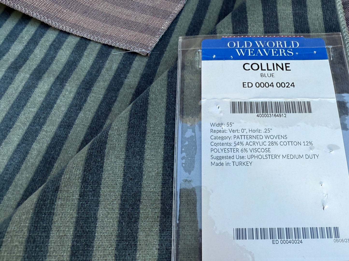 28 Berkbox106 18" x 18" Square Scalamandre Old World Weavers Colline Blue Stripe Velvet