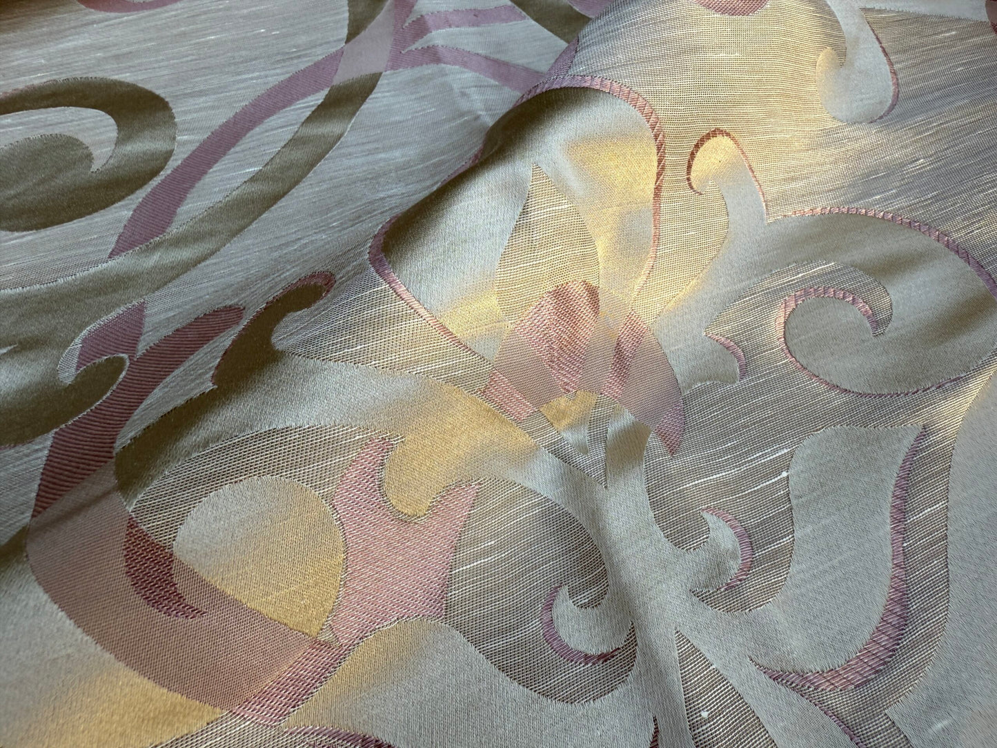 30 Berkbox106 17" x 17" Square Scalamandre Cimarosa Rose Quartz Pink Gold Brown Damask Scroll Medallion MSRP USD 1,114/y