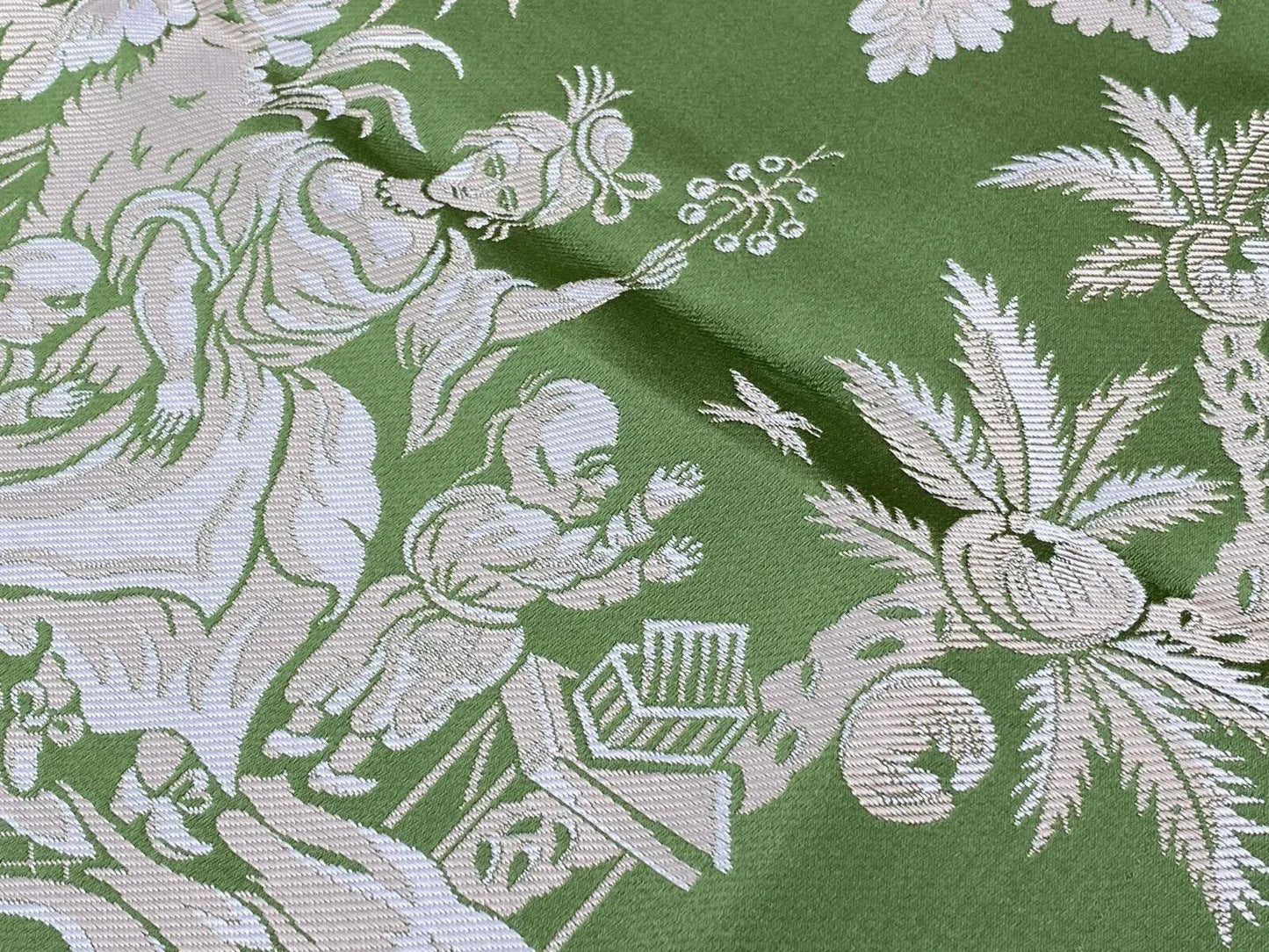 2 Berkbox39 Tassinari &amp; Chatel Scalamandre Jardin Chinois Vert Green Silk Brocade MSRP USD 1000+/panel