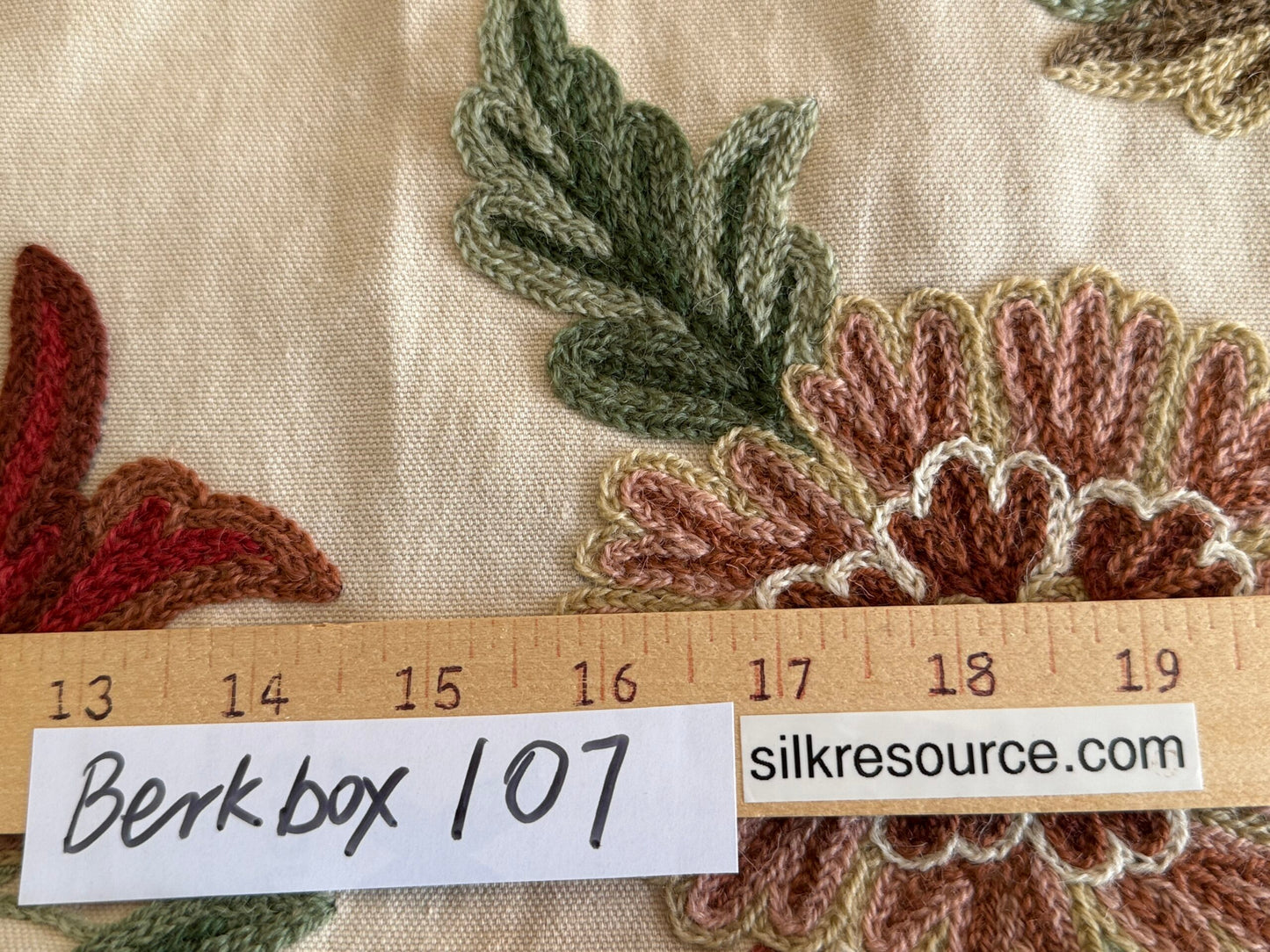 1 Berkbox107 2yards x 47"w Scalamandre Old World Weavers Devin Crewel Pastel Floral Botanical Wool Embroidery on Cotton Beige MSRP USD456/y