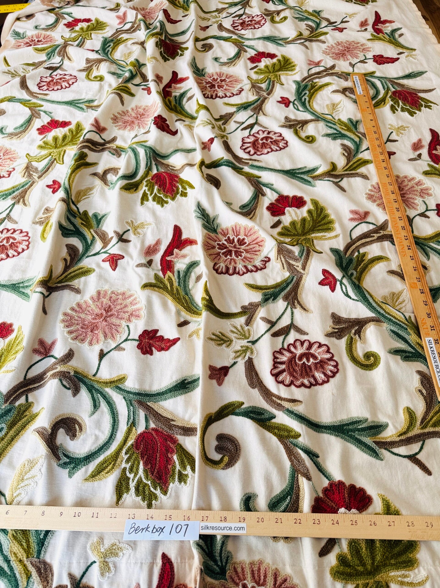 1 Berkbox107 2yards x 47"w Scalamandre Old World Weavers Devin Crewel Pastel Floral Botanical Wool Embroidery on Cotton Beige MSRP USD456/y