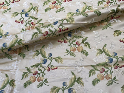 8 Berkbox39 Scalamandre Old World Weavers Silk Villa Erba Ivory Beige Green Red MSRP USD 808/Yard