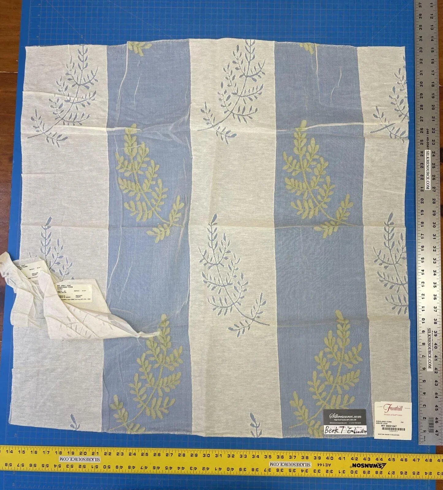 Scalamandre Highland Fern - Blue White