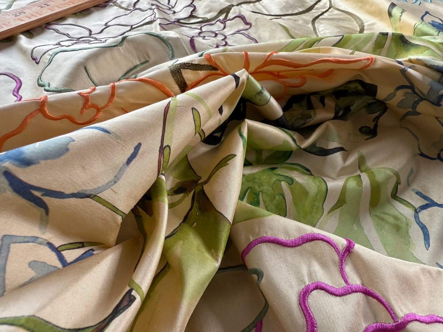22 Berkbox107 1.2y Scalamandre Fantasy Garden Apricot Blues Cream Rose Lavender Blue Pink on Apricot Gold Silk Print Embroidery MSRP USD 342/Y
