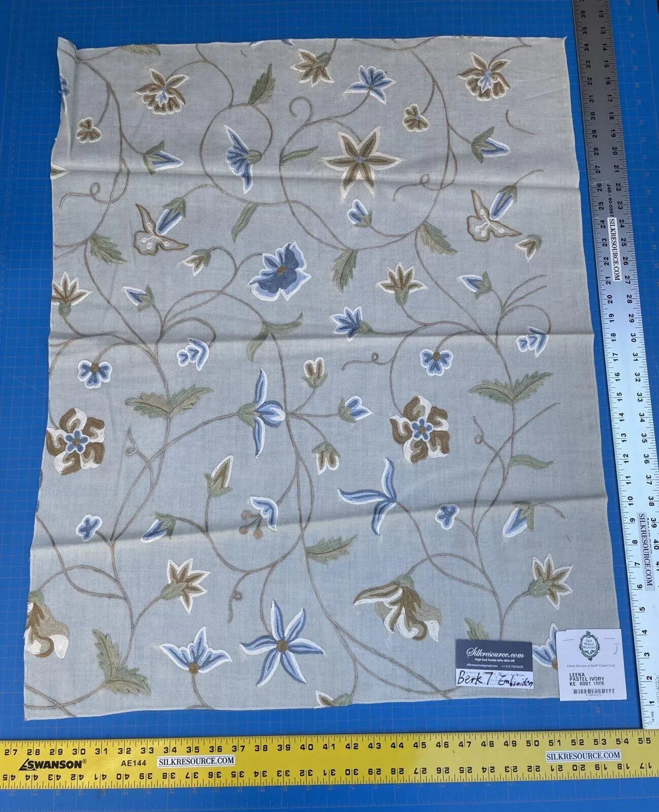 9j Berkbox7 Scalamandre Leen Pastel Ivory Wool Crewel Embroidery MSRP USD 380/Y