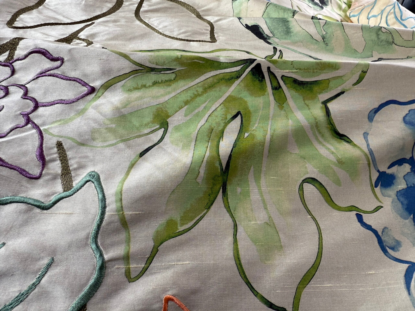 22 Berkbox107 1.2y Scalamandre Fantasy Garden Apricot Blues Cream Rose Lavender Blue Pink on Apricot Gold Silk Print Embroidery MSRP USD 342/Y