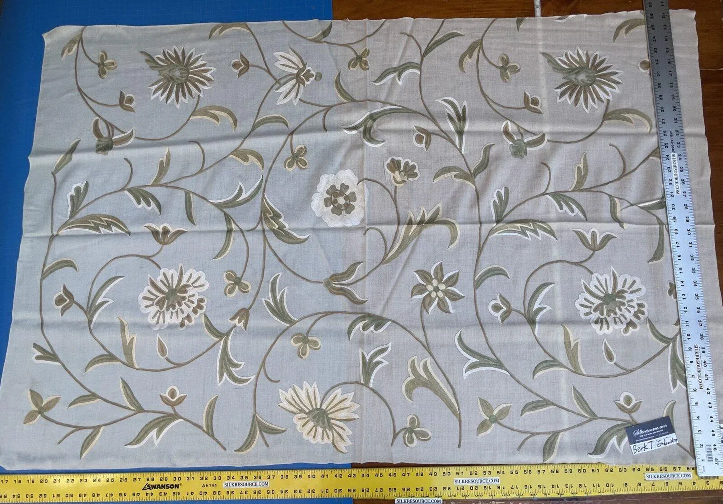 10f Berkbox7 Scalamandre Embroidery Cindia Wool Celadon Ivory