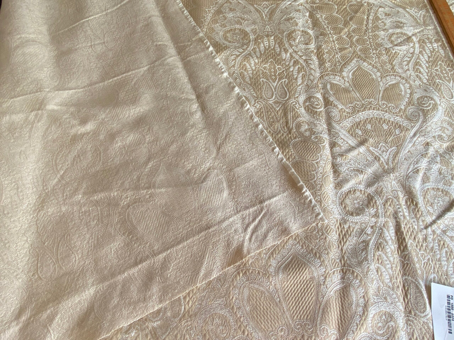 Scalamandre Old World Weaver Belluno White Damask - 1.5yd X 54 inches
