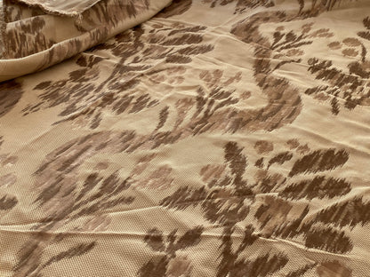 Scalamandre Visby Beige Silver Gold - Old World Weavers 100% Silk Lampas - 1.3 Yard (Berkbox65-30)