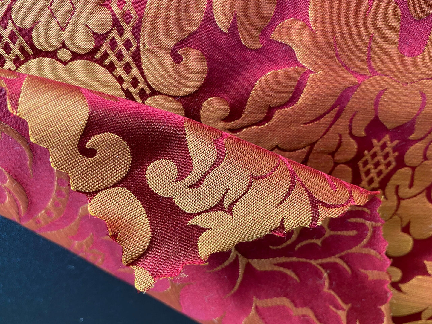 High End Veranda Renaissance Damask 100% Silk Red and Gold