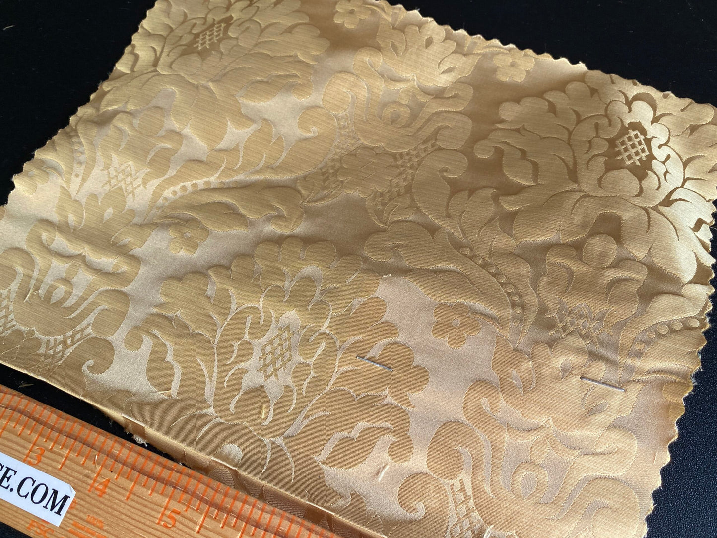 High End Veranda Renaissance Damask 100% Silk Pale Yellow Gold
