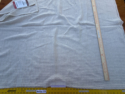 7 Berkbox109 Scalamandre Alhambra Da Vila Linen Small Scale Texture Polyester Linen 2.4yd x54" wide