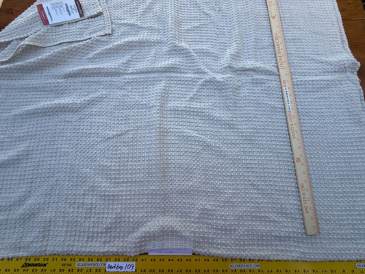 7 Berkbox109 Scalamandre Alhambra Da Vila Linen Small Scale Texture Polyester Linen 2.4yd x54" wide