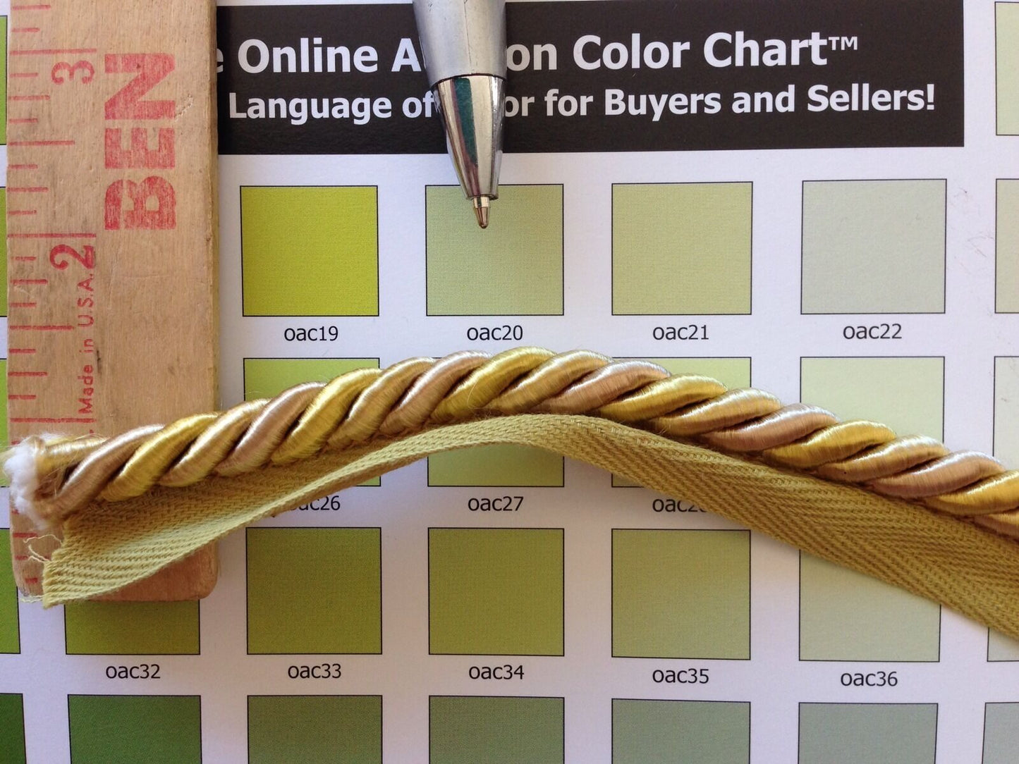 High End ITALIAN LIP CORD TRIM LITE CHARTREUSE Gold Green BTY