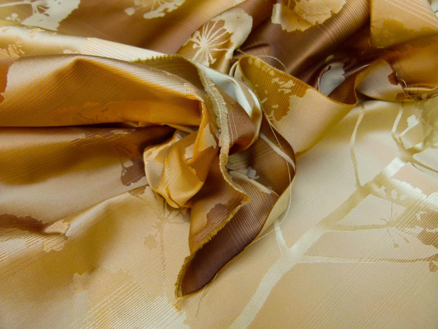 Kravet Coutour 100% Silk Quiet Place Serenity Gold Amber Forest Yarrow Autumn Foliage MSRP 276/Y By Yard