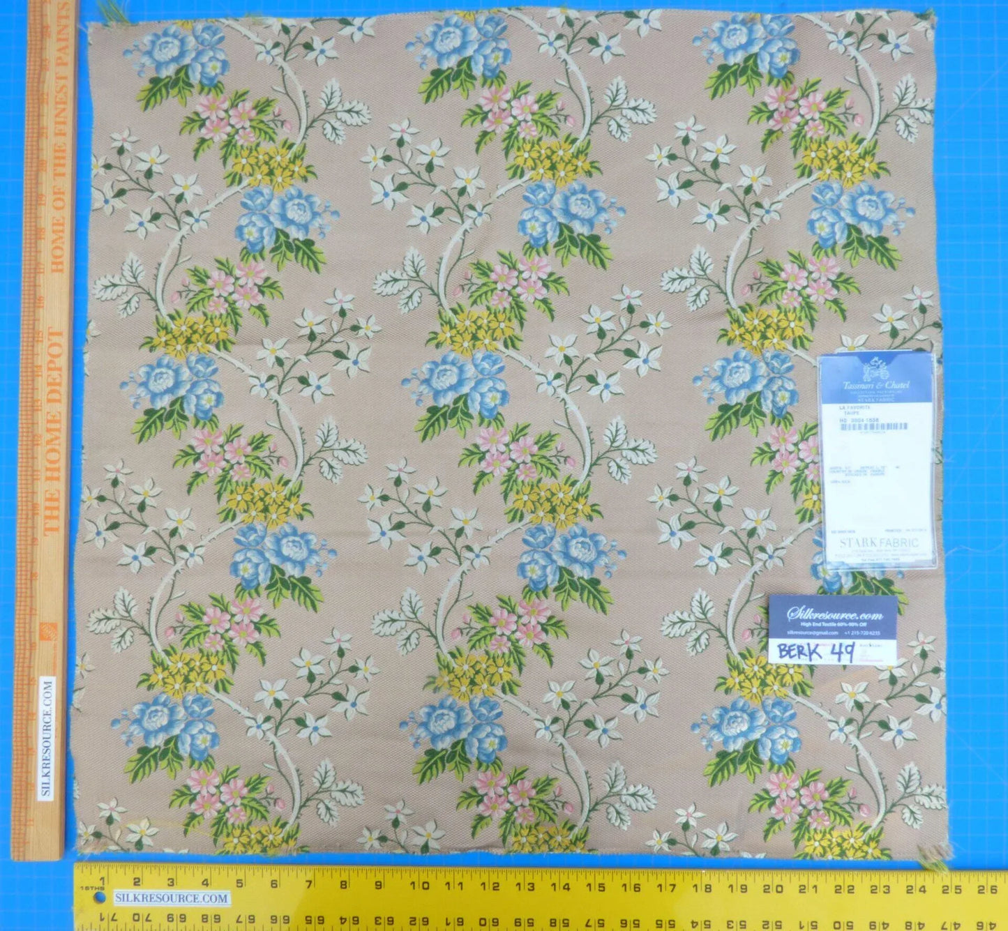 21 Berkbox49 Scalamandre Square La Favorite Taupe Silk Floral MSRP USD 2180/yard