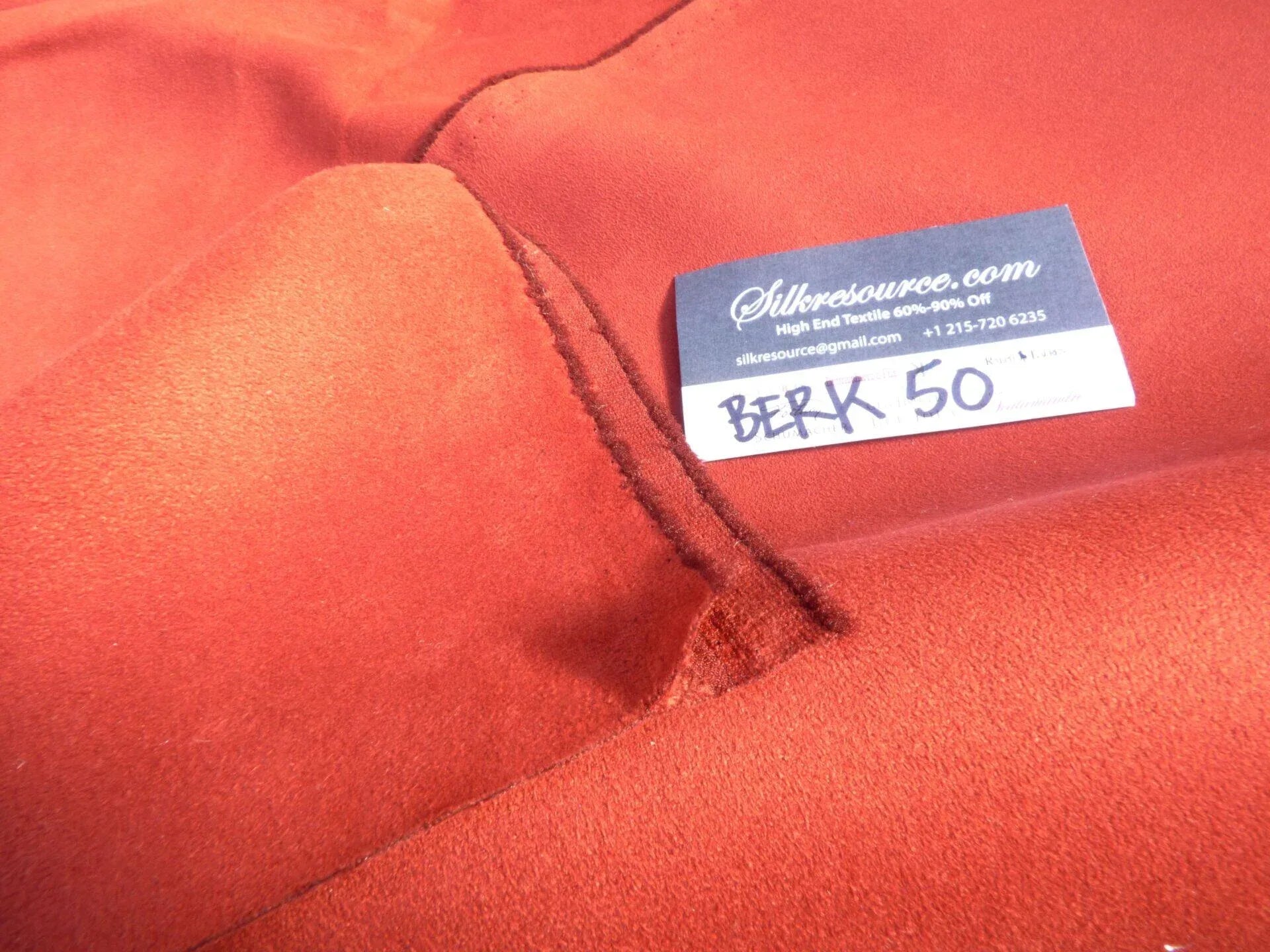 Scalamandre Daim Grenat Suede