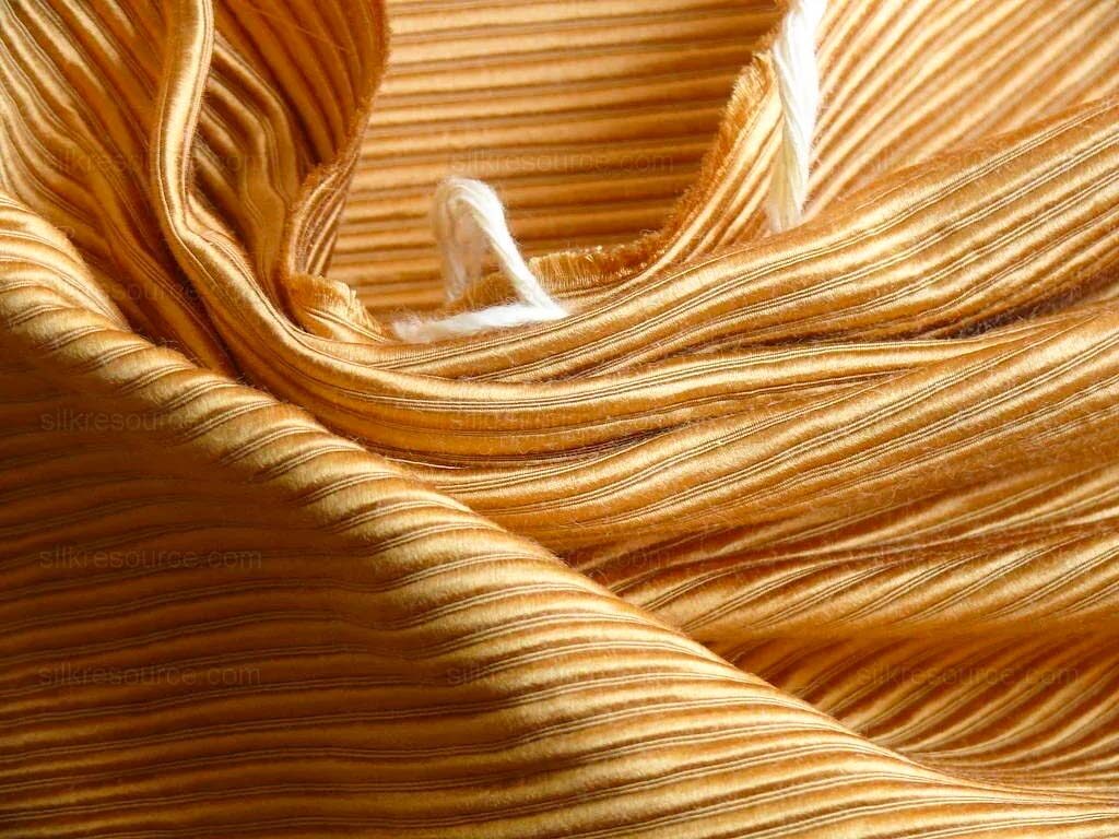 Scalamandre Stoddard Silk Wide-rib Honey Gold MSRP USD 200+/Y