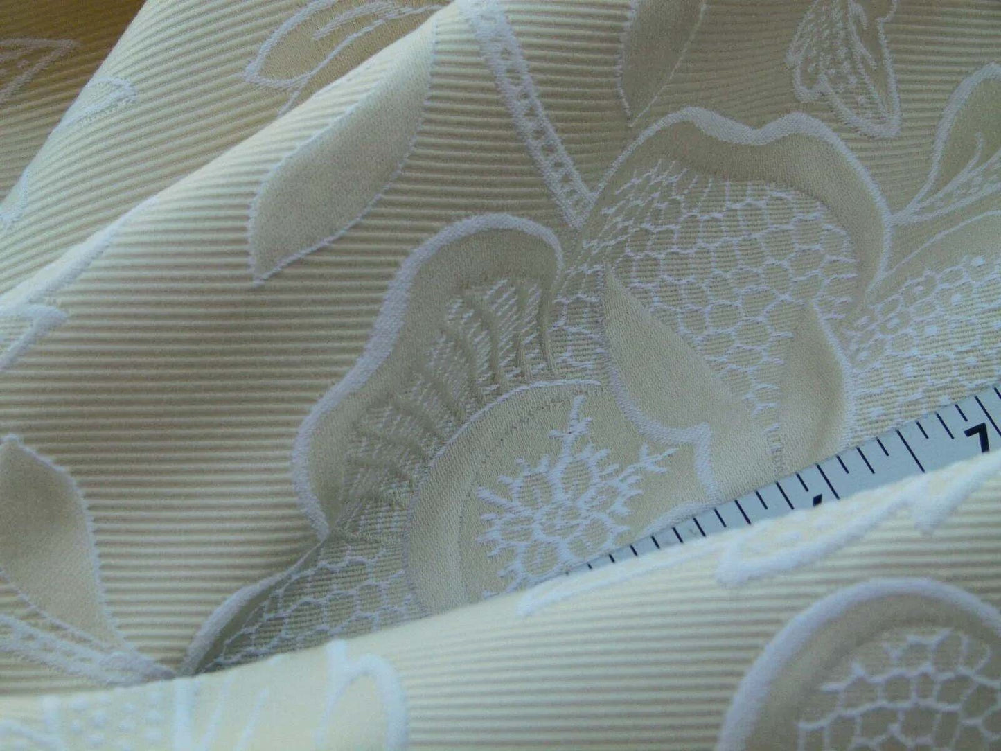 By Yard Jacobean Bouquet Woven Flowers Fh Ivory Scalamandre MSRP USD 192Usd/Y