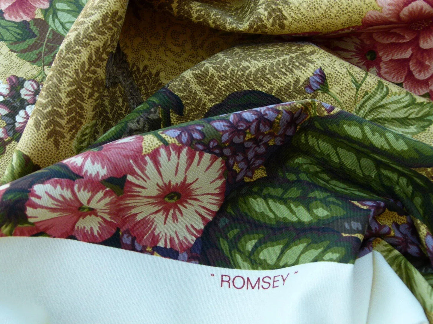 By Yard Scalamandre Old World Weavers Romsey Multi/moutarde Mustard Yellow Flower Tree Of Life English Garden MSRP USD 508/y