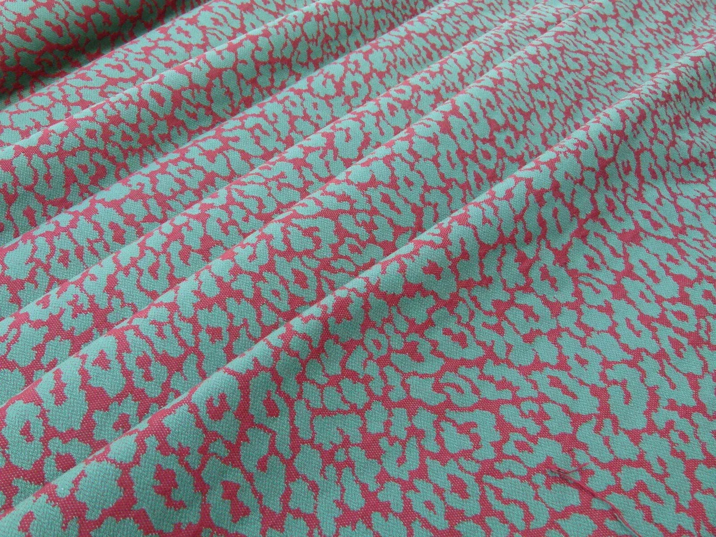 Scalamandre Enchanting Himalaya Red Green Animal Skin Snow Leopard Fonthill Tapestry Heavy!