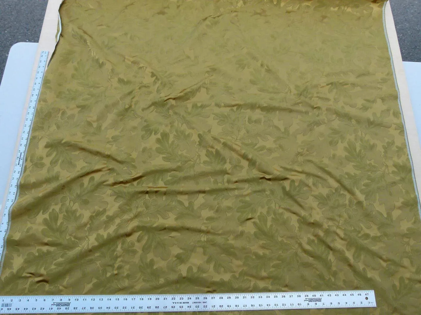 Scalamandre Acorn Damask Moss Gold Green 100% Silk Fr Italy Oak Tree MSRP USD 252 Iridescent Magic ! Old World Weavers