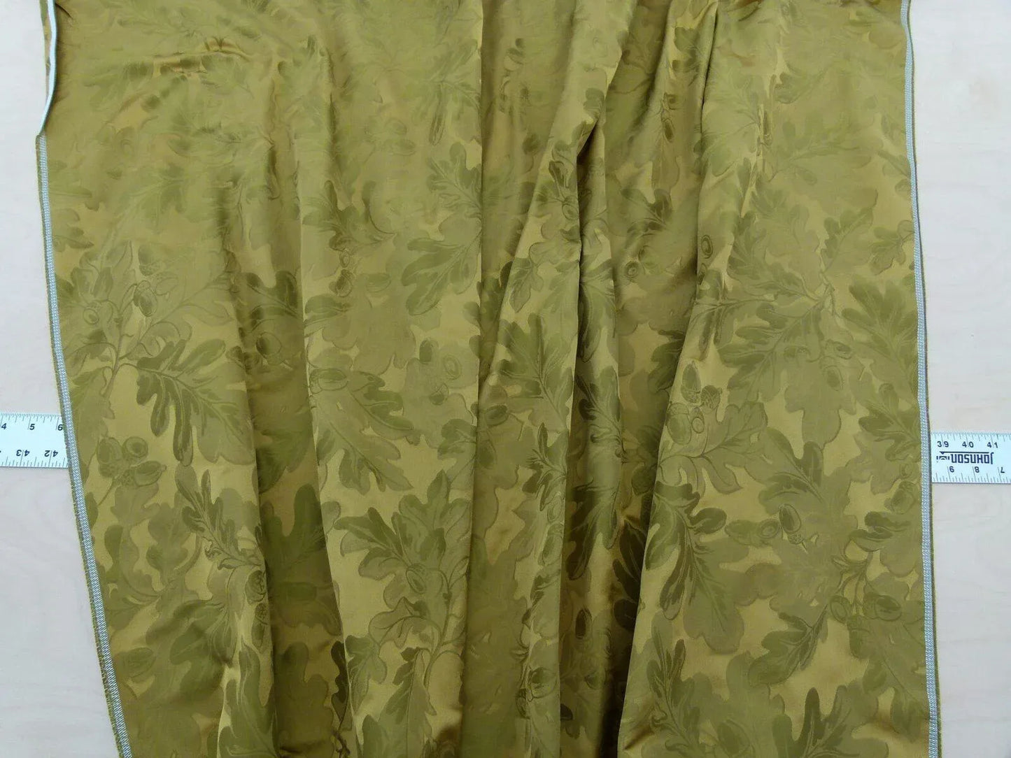 Scalamandre Acorn Damask Moss Gold Green 100% Silk Fr Italy Oak Tree MSRP USD 252 Iridescent Magic ! Old World Weavers