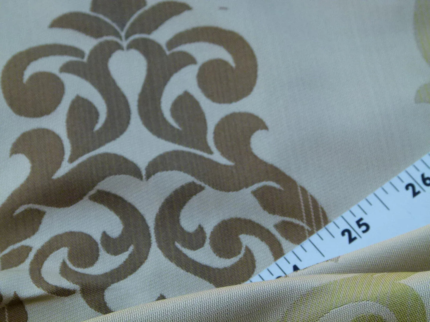 Scalamandre Gustavo Silk Damask Jacquard MSRP USD 216/Y Fonthill Mocha Green Old World Weavers