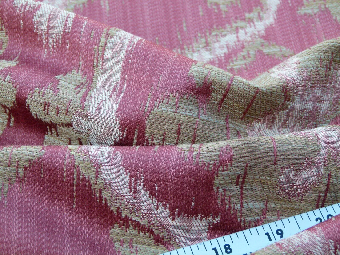 Scalamandre Libretto Brick Red Bronze Medallion Lampas MSRP USD 258/Y Lotus Medallion Lampas